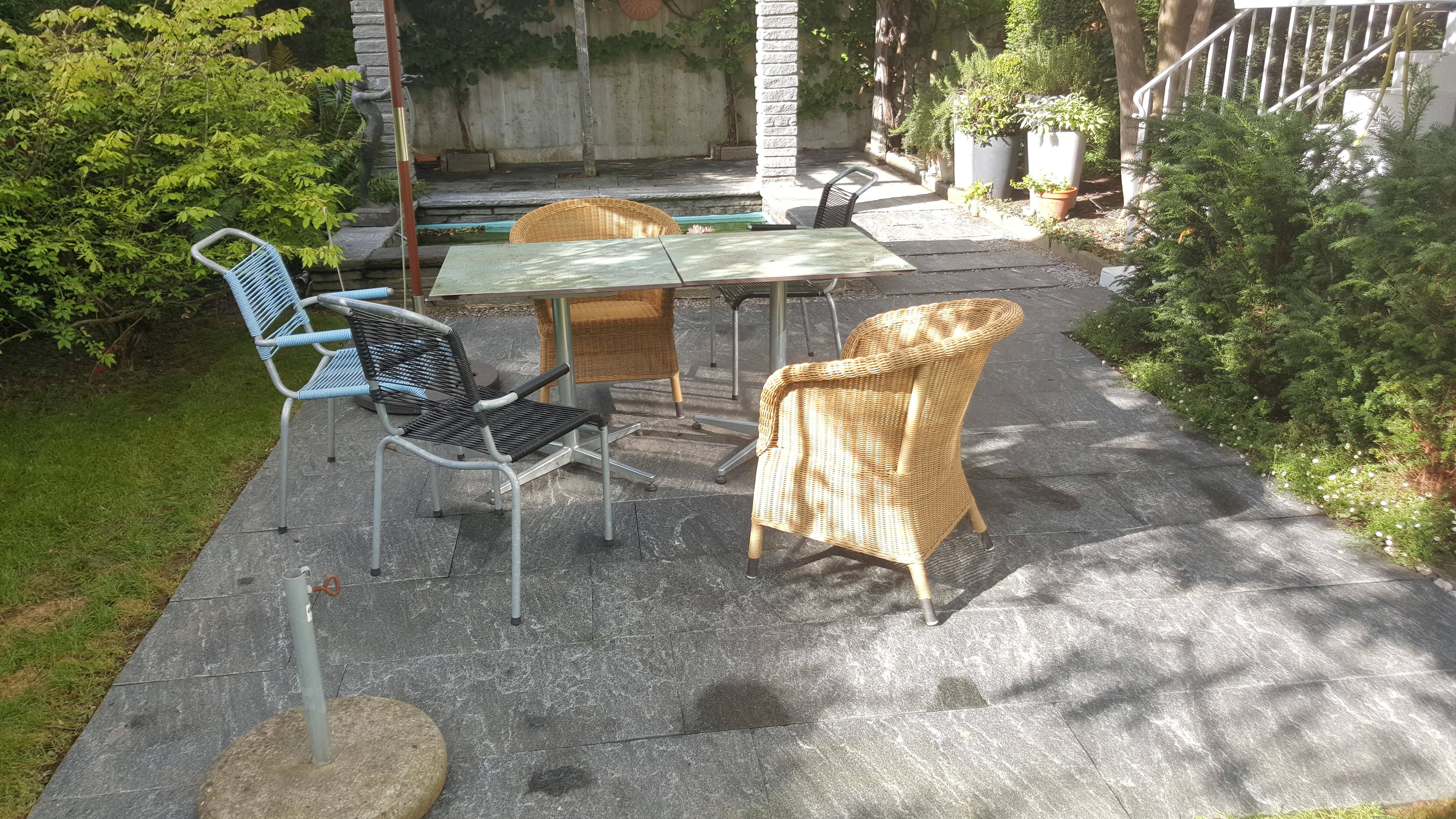 Sitzplatz Granitplatten Zürich - Maliqi Gartenbau